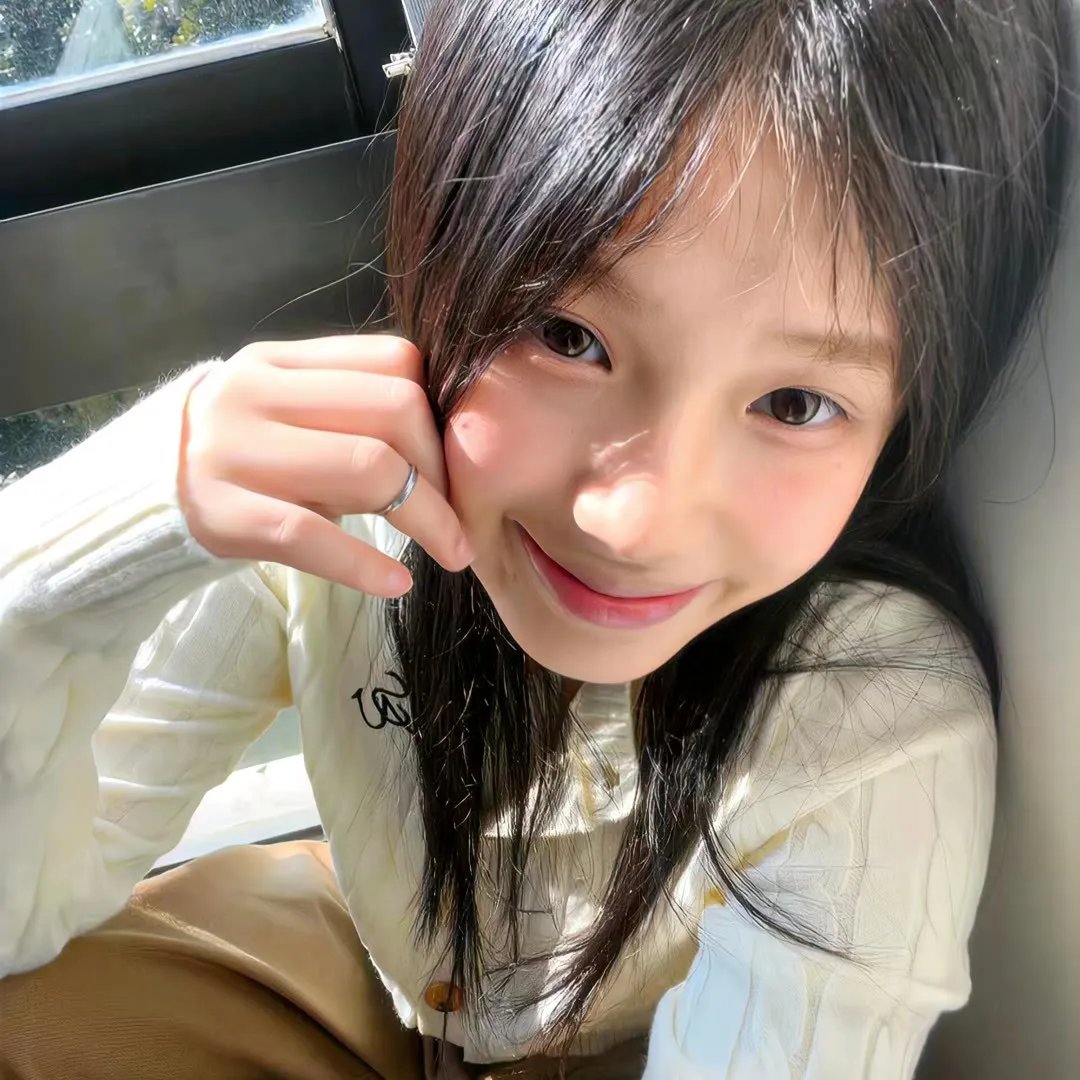 冲破樊笼走彩凤